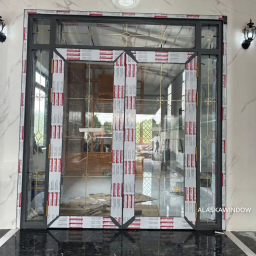 Thi công cửa nhôm Xingfa hệ 100 tại Thủ Đức: khung bản lớn, kính hộp nan đồng