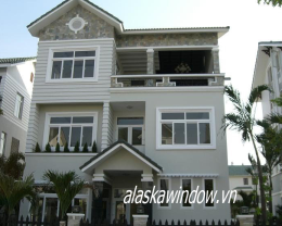 Cửa nhựa lõi thép biệt thự quận 7