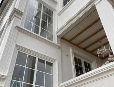 Nhôm Xingfa Màu Trắng – Kính Hộp | Vila Chị Diễm Đà Lạt