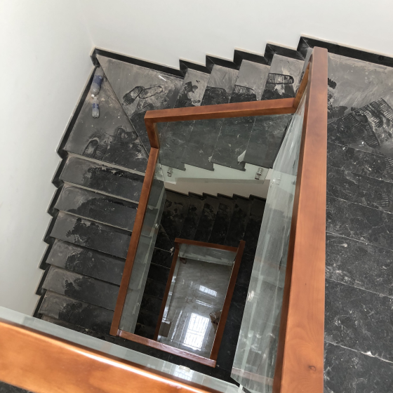 Cầu Thang Kính Cường Lực