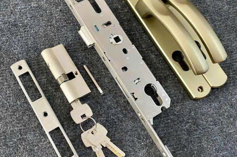 Cửa Sổ Mở Quay Anode 1–4 Cánh: Cấu Tạo & Giá