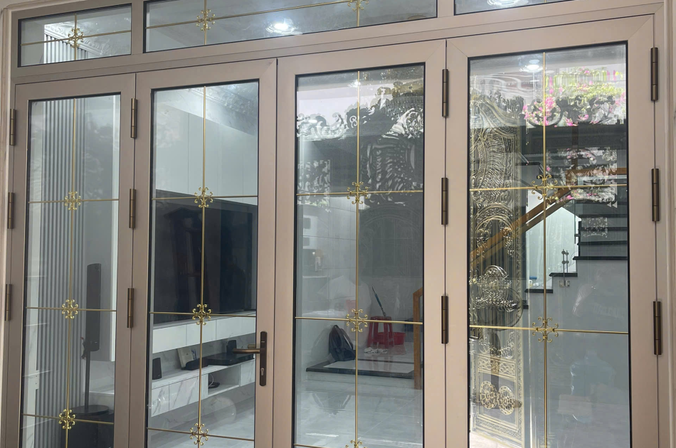 Cửa Sổ Mở Quay Anode 1–4 Cánh: Cấu Tạo & Giá