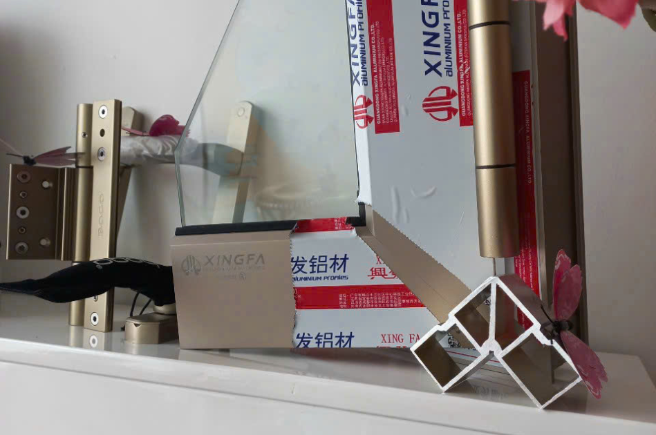 Cửa Sổ Mở Quay Anode 1–4 Cánh: Cấu Tạo & Giá