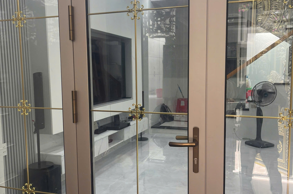 Cửa Sổ Mở Quay Anode 1–4 Cánh: Cấu Tạo & Giá