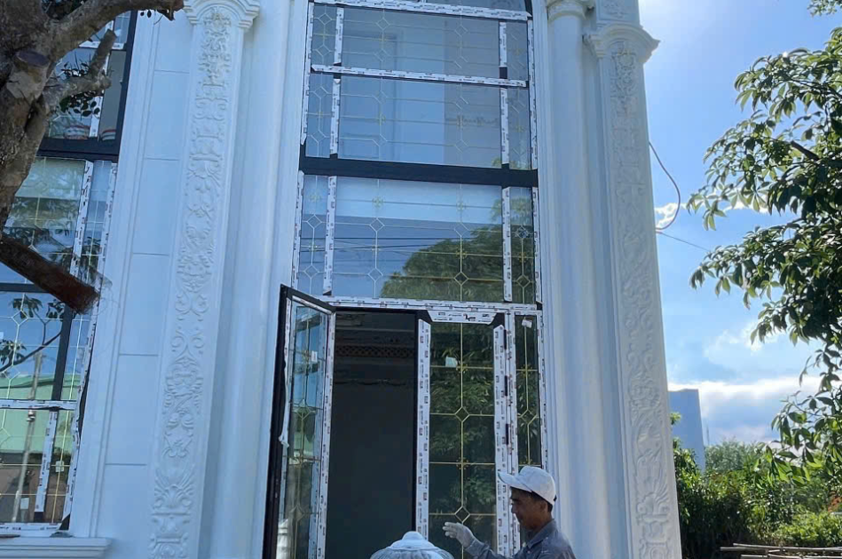 Cửa Sổ Mở Quay Anode 1–4 Cánh: Cấu Tạo & Giá