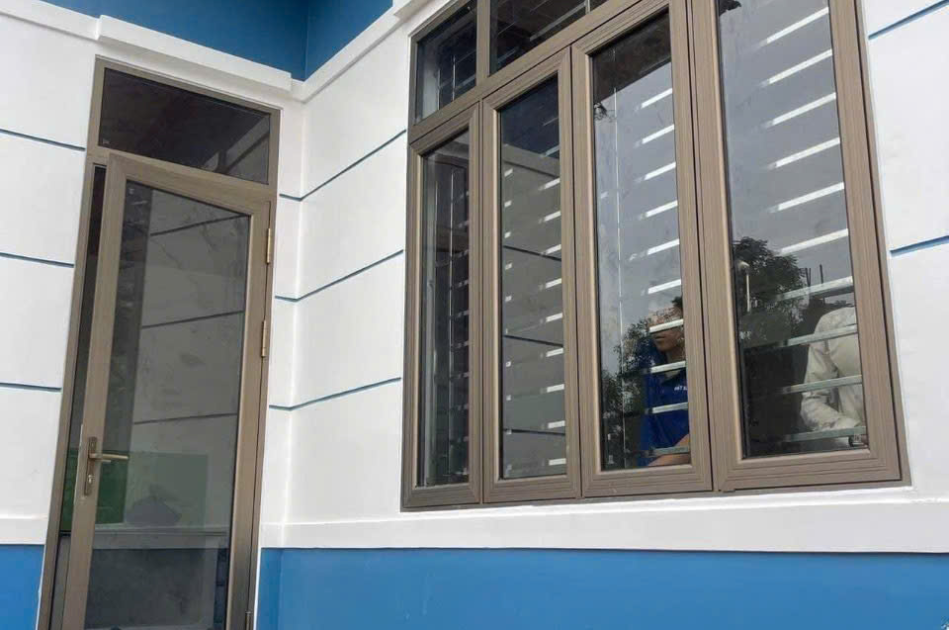 Cửa Nhôm Anode Anodized: Hệ Cửa, Giá & Cách Chọn