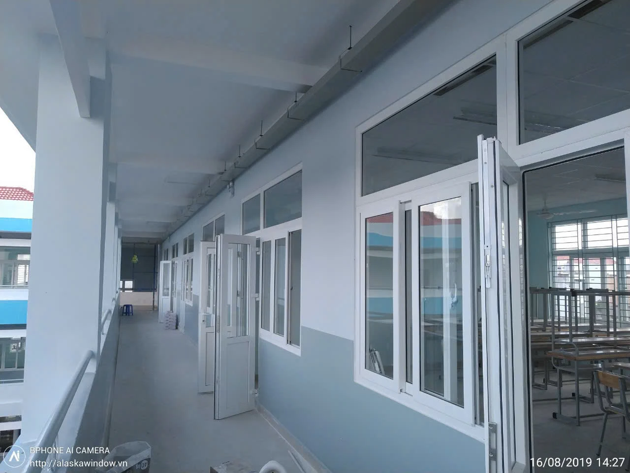 cửa nhựa màu trắng tại TP. Hồ Chí Minh - ảnh 3
