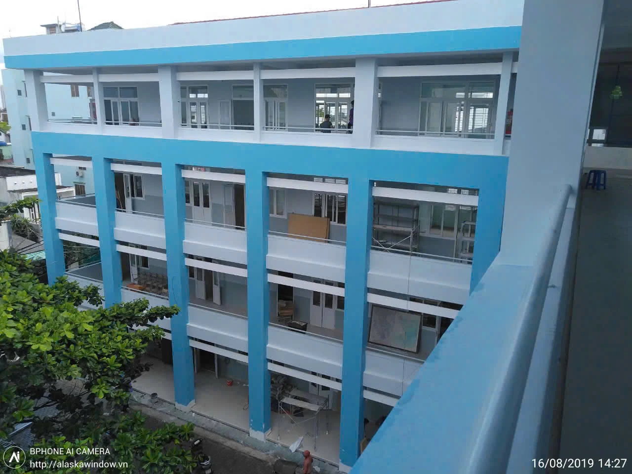 cửa nhựa màu trắng tại TP. Hồ Chí Minh - ảnh 1