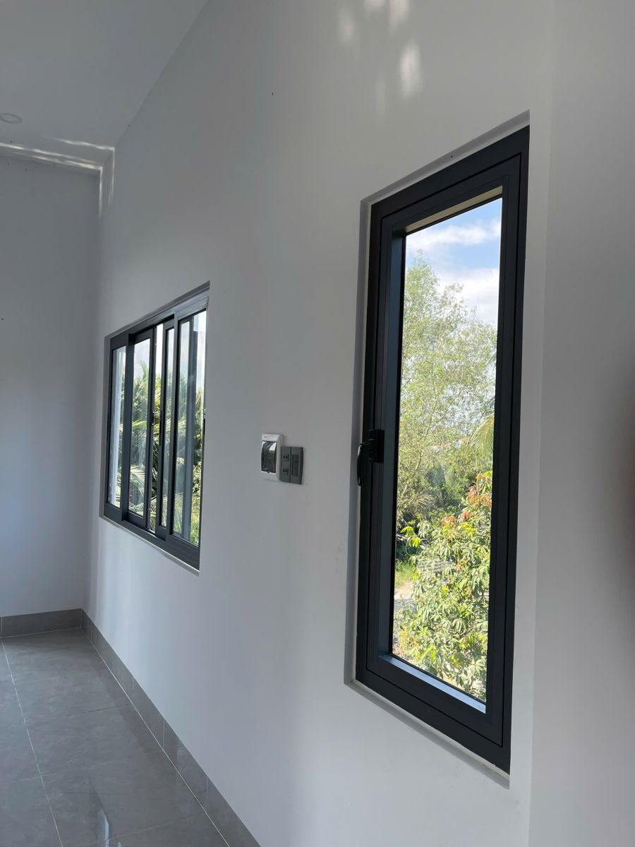 Cửa nhôm Topal Slima mở quay
