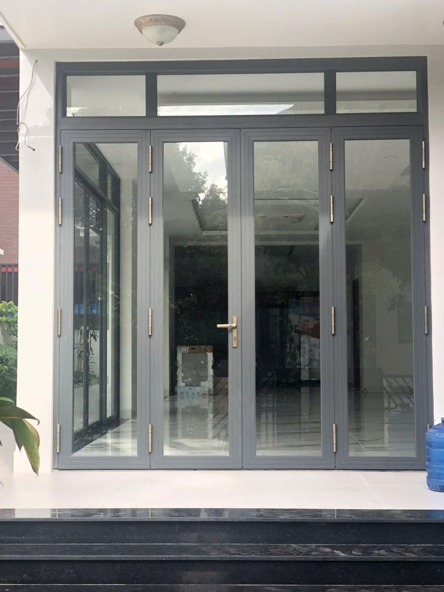 Mẫu cửa đi nhôm Xingfa mở quay một, hai và bốn cánh